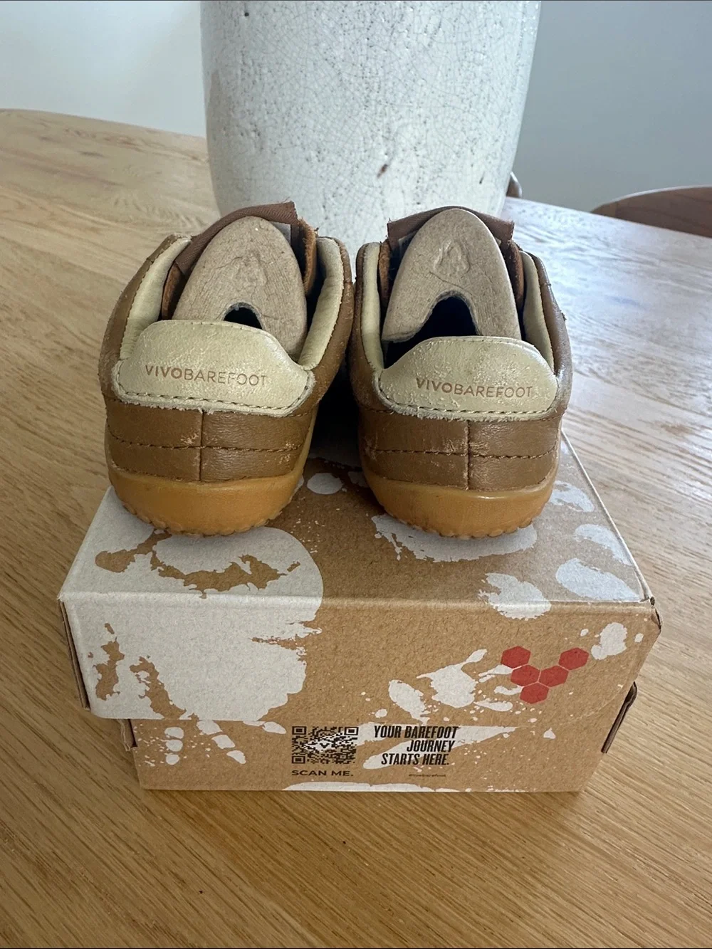 Vivo barefoot flexible leather